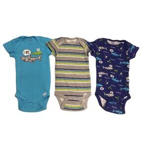 NWOT Lot of 3 pc Onesies Bodysuits 6-9M